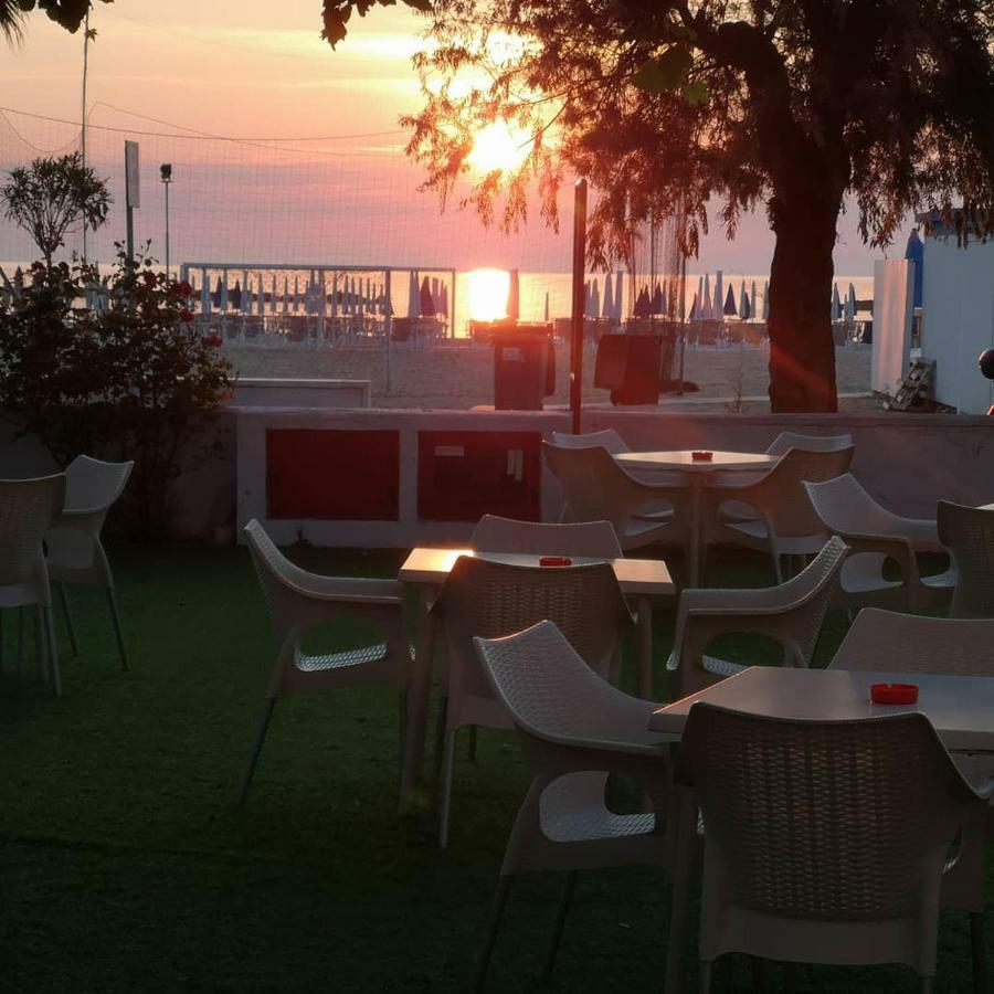 Hotel Palmarosa Roseto Degli Abruzzi Esterno foto